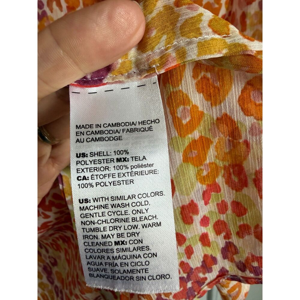 Chico’s Size 2 Colorful Leopard Print Blouse Lightweight Button Front Top - Picture 7 of 8